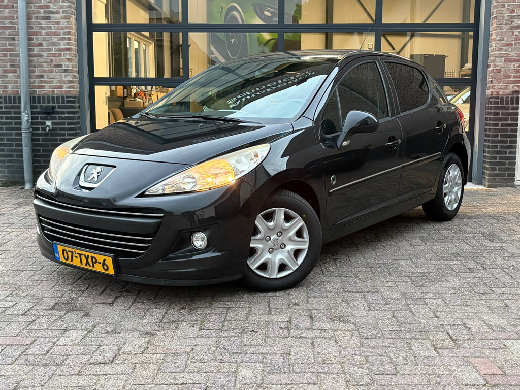 57799659